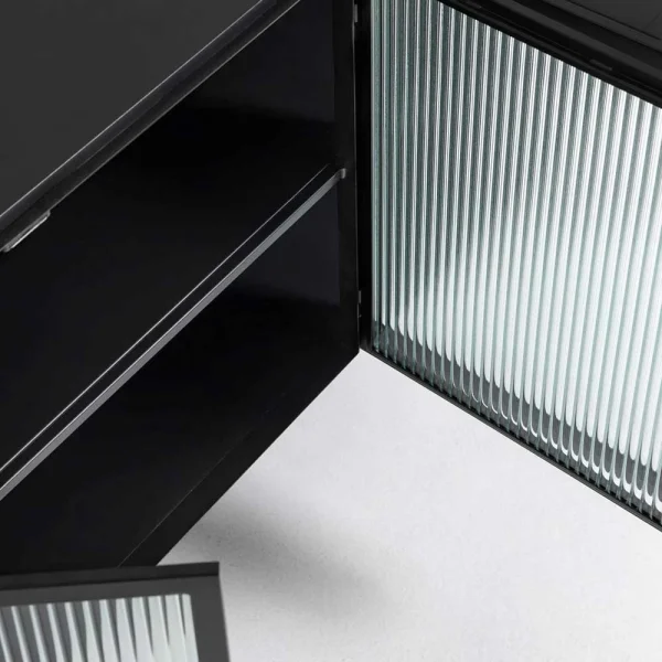 Industrial Sideboard Aus Glas – Folio 5